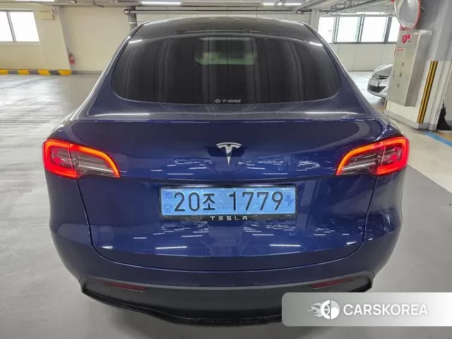 Tesla Model Y 2023 Синий из Кореи, фото 3