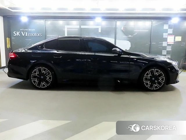 BMW 5 Series (G60) id 4749046 из Кореи 13