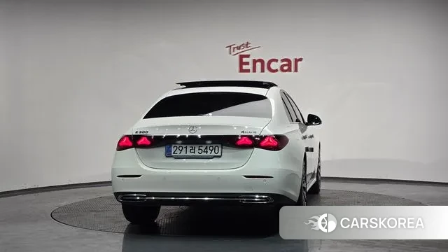 Mercedes-Benz E-Class W214 id 3689415 из Кореи 13
