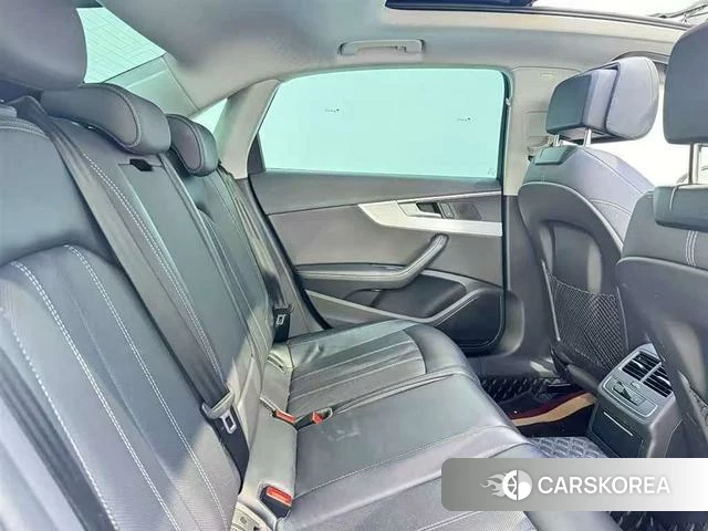 Audi A4L id 4290303 из Китая 8