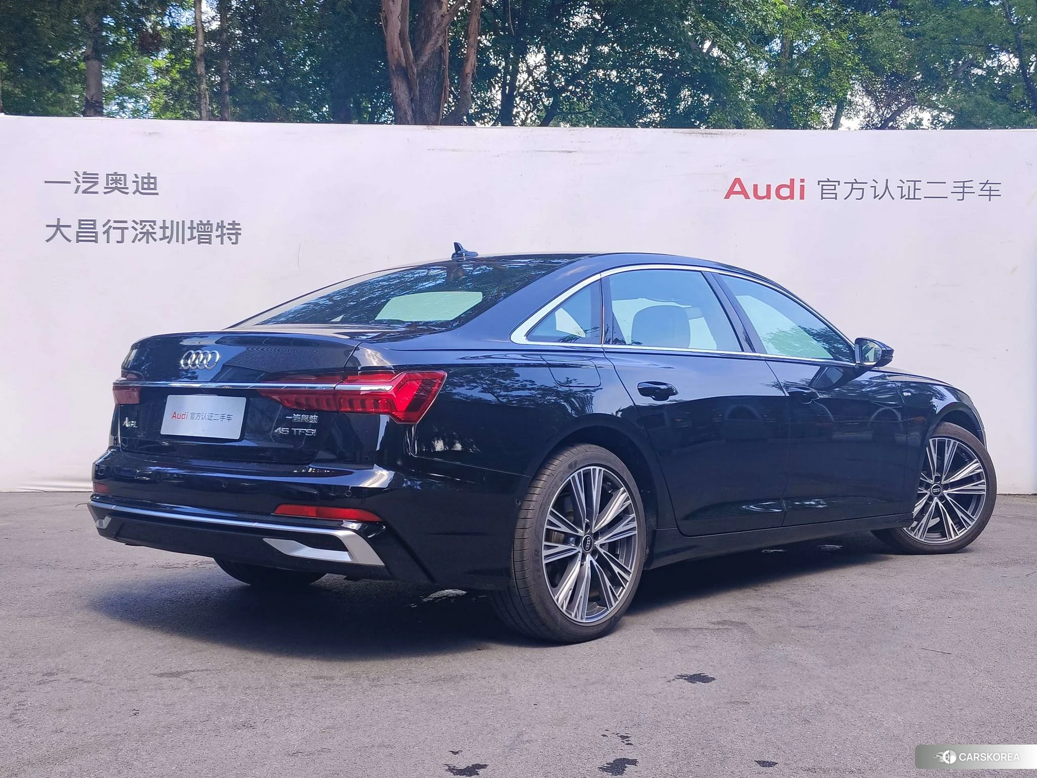 Audi A6L id 4487521 из Китая 14