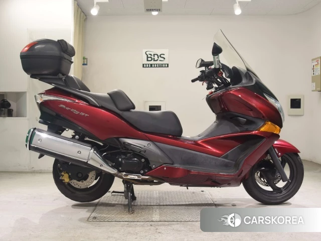 Проданный Honda SILVER WING 400 GT ABS 2010 из Японии