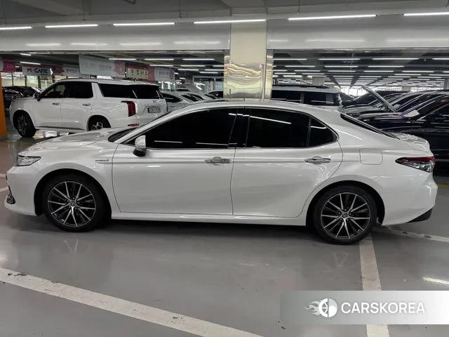 Toyota Camry (XV70) id 3335068 из Кореи 11
