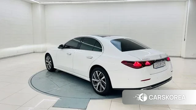 Mercedes-Benz E-Class W214 id 2899839 из Кореи 13