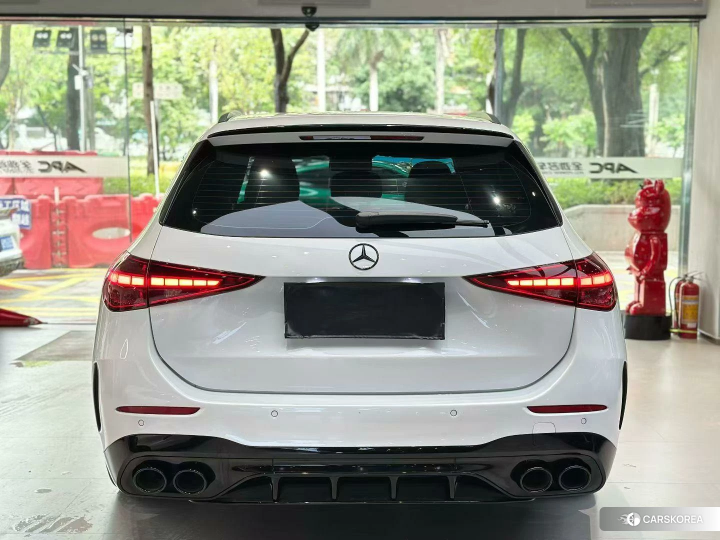Mercedes-Benz C-class AMG 2023 Белый из Китая, фото 3