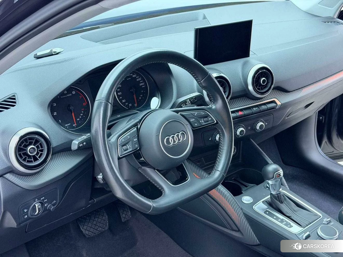 Audi Q2L id 4512556 из Китая 17