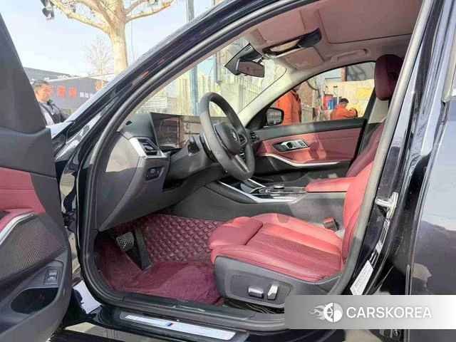 BMW 3 series 2023 Черный из Китая, фото 3