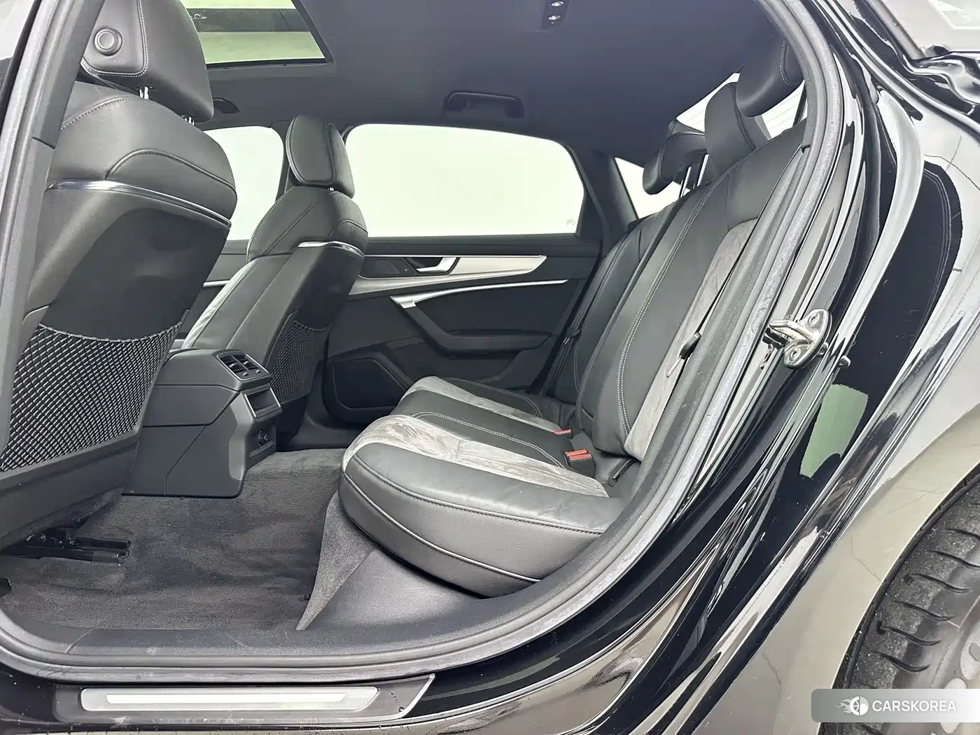 Audi A6L id 4539187 из Китая 10