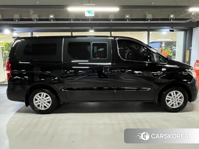 Hyundai The New Grand Starex id 4501748 из Кореи 10