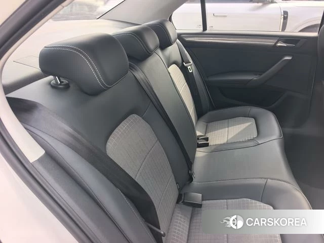 Volkswagen Santana id 4240199 из Китая 17