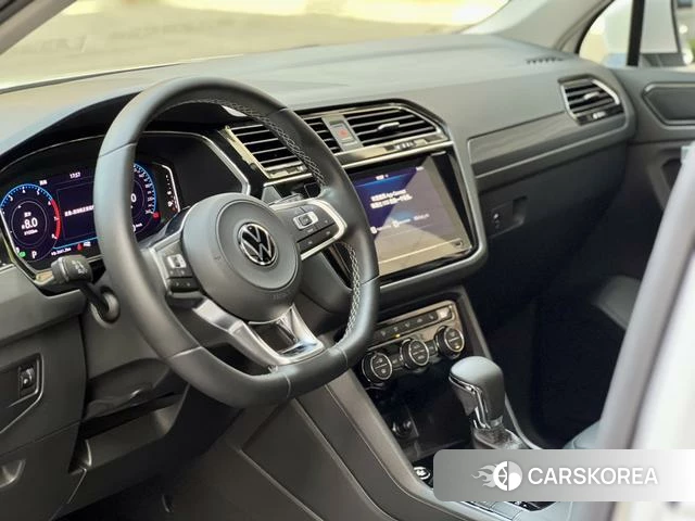 Volkswagen Tiguan L id 4387173 из Китая 17
