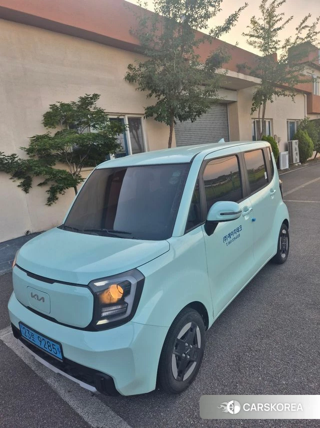 Kia The New Kia Ray EV 2023 Белый из Кореи, фото 5