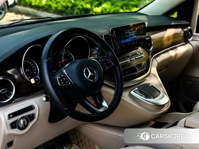 Mercedes-Benz V-class id 4272207 из Китая 19