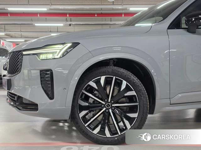 Volvo XC90 second Generation 2026 Серебристо-серый из Кореи, фото 6