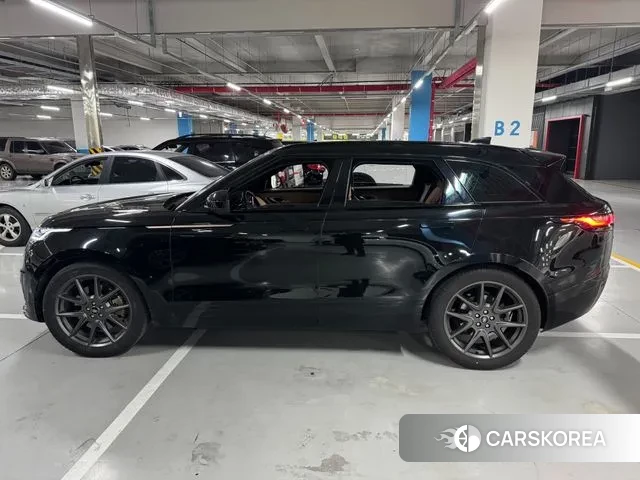 Land Rover Range Rover Velar 2023 Черный из Кореи, фото 3