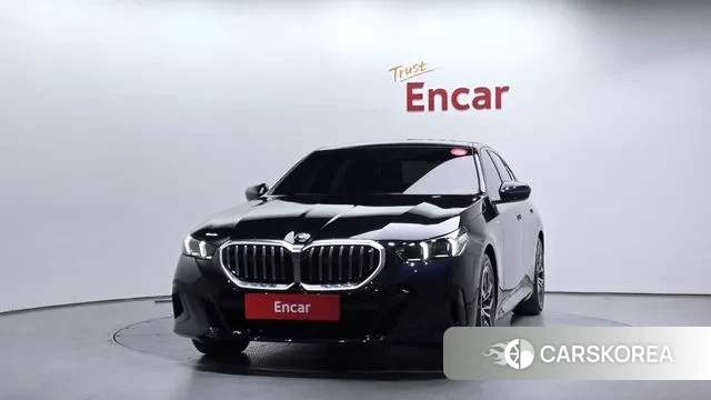 BMW 5 Series (G60) id 3393650 из Кореи 13