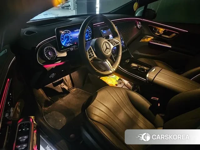 Mercedes-Benz EQE V295 2023 Белый из Кореи, фото 3