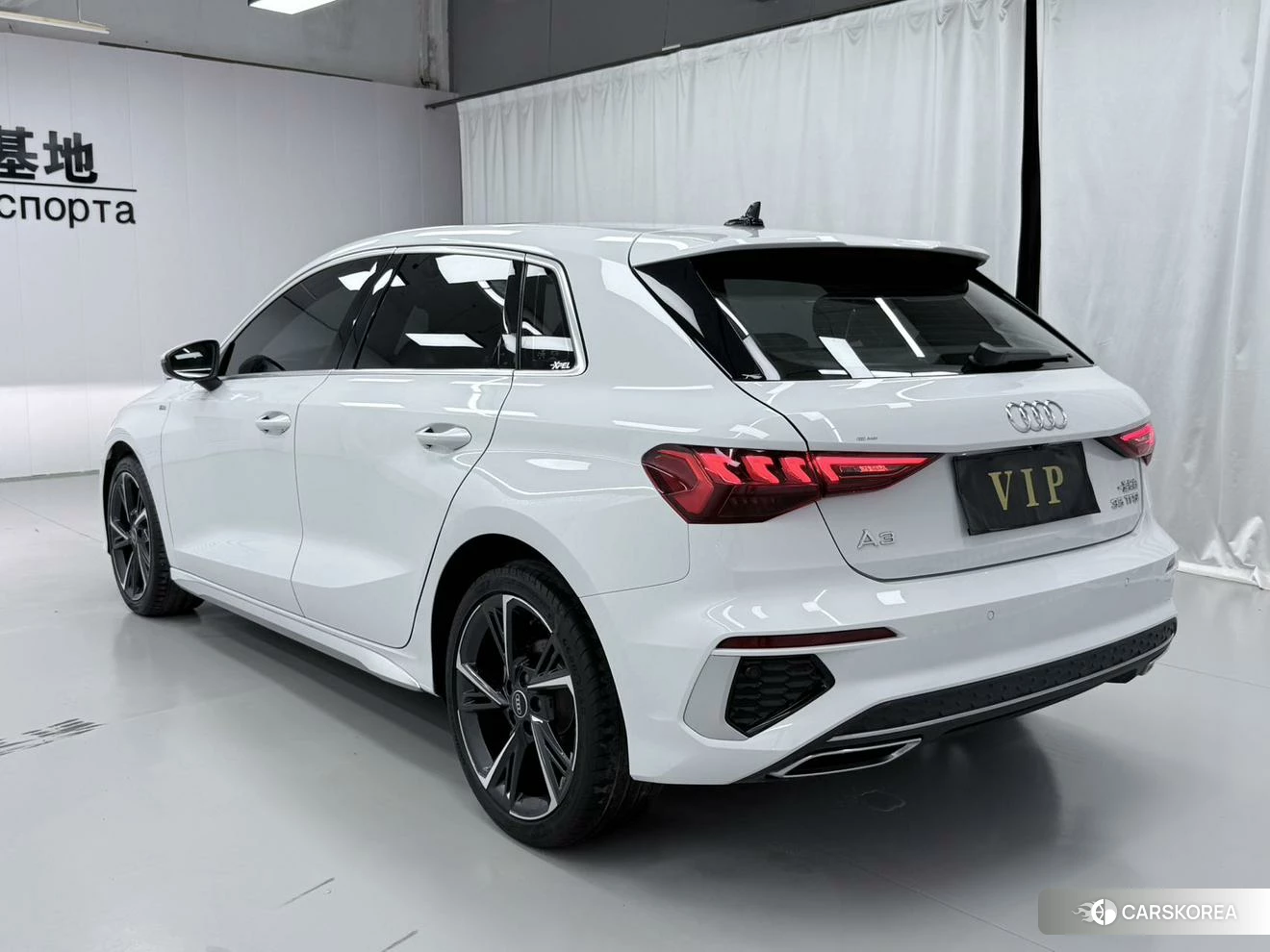 Audi A3 2023 Белый из Китая, фото 3