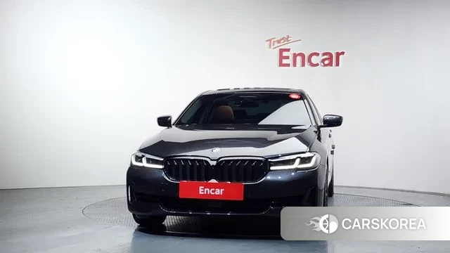 BMW 5 Series (G30) id 3760255 из Кореи 13