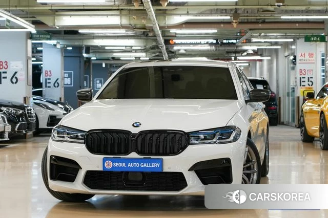 BMW 5 Series (G30) id 4446788 из Кореи 13