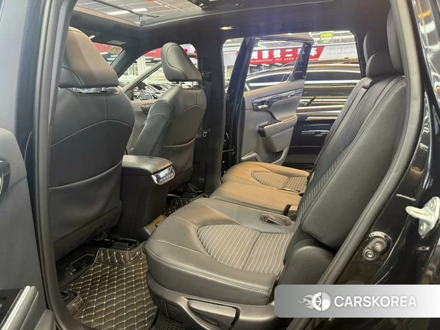 Toyota Crown Lufang id 4276619 из Китая 8