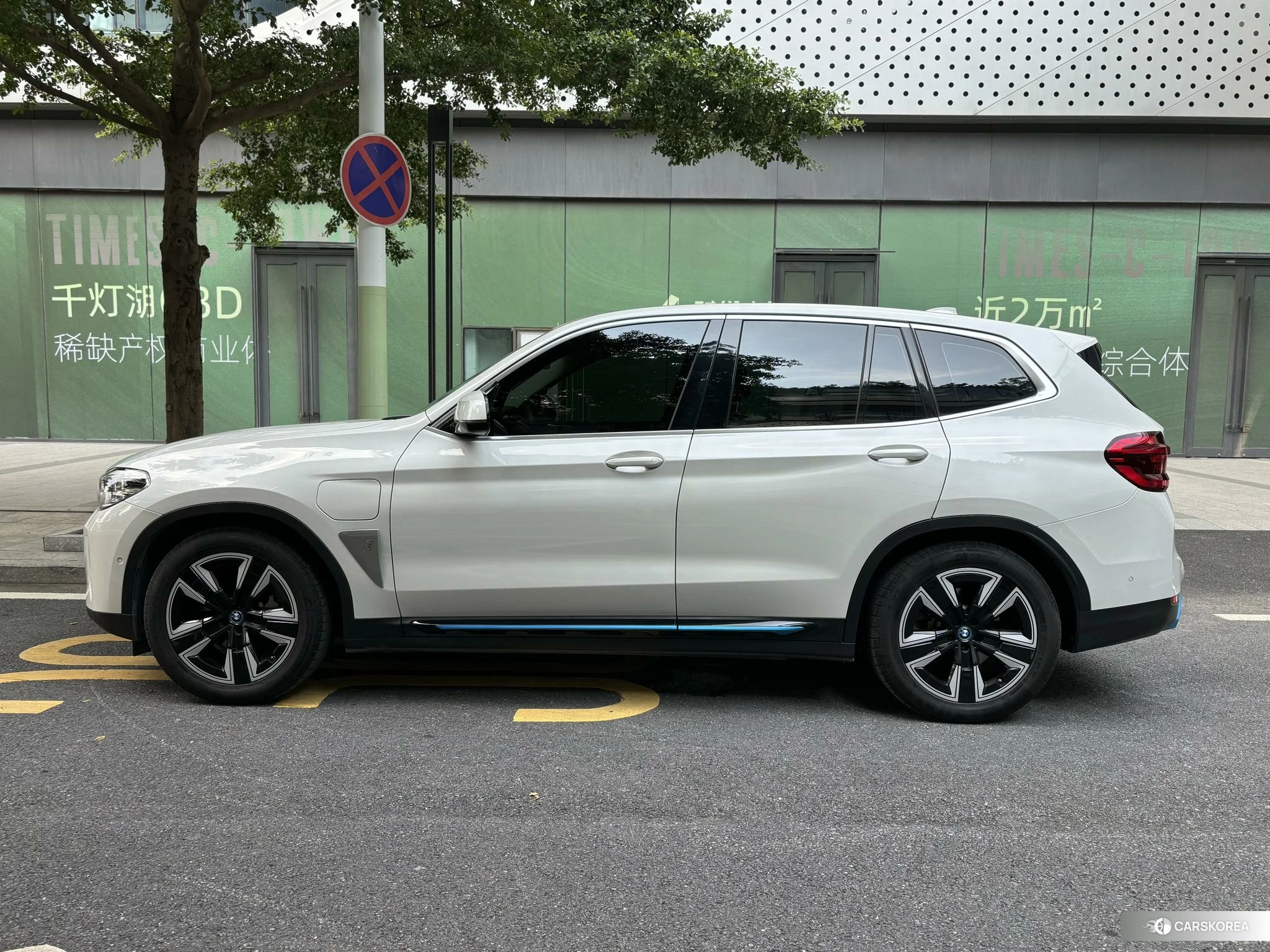 BMW iX3 id 4504886 из Китая 7