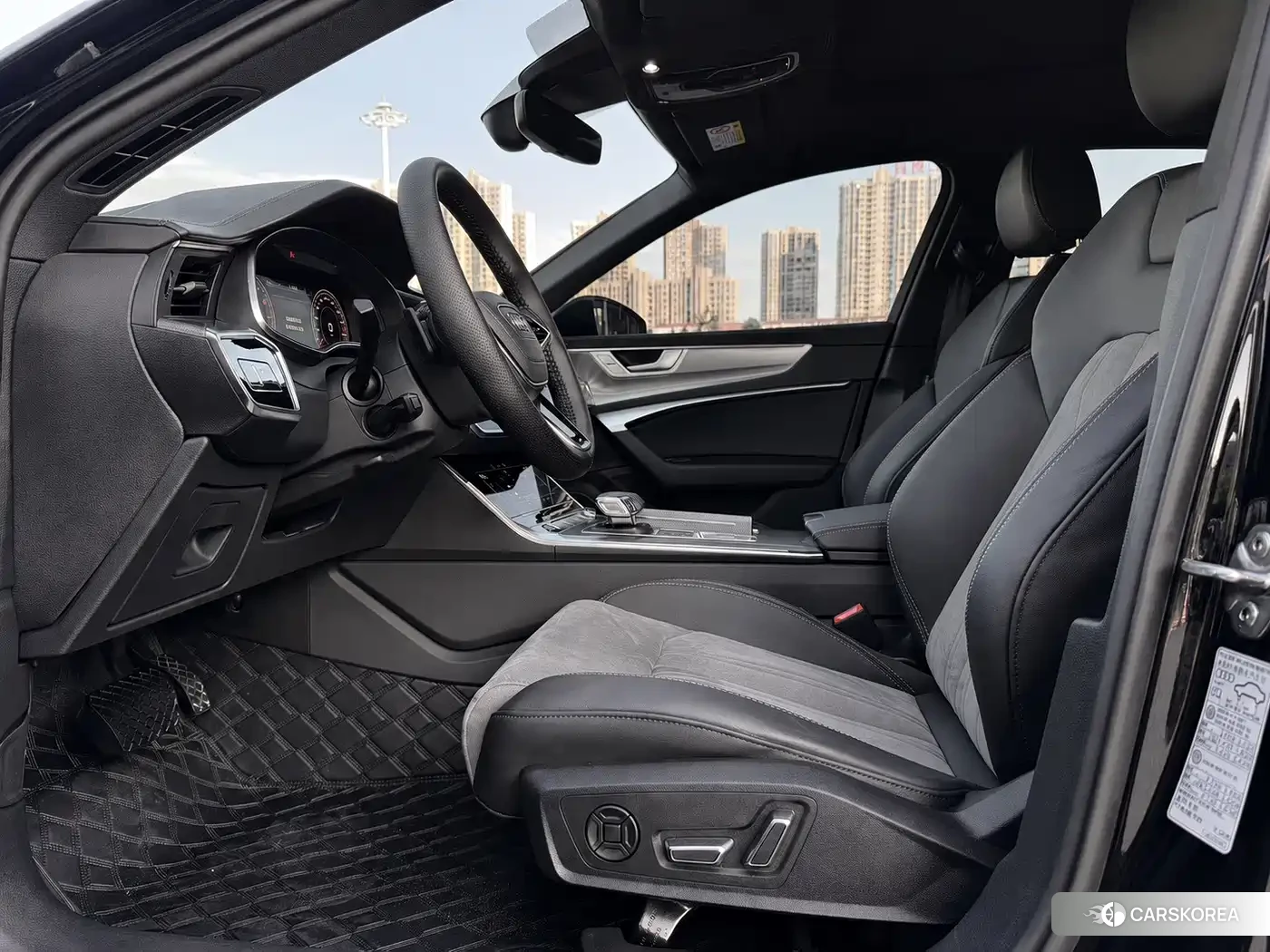 Audi A6L 2025 Черный из Китая, фото 5