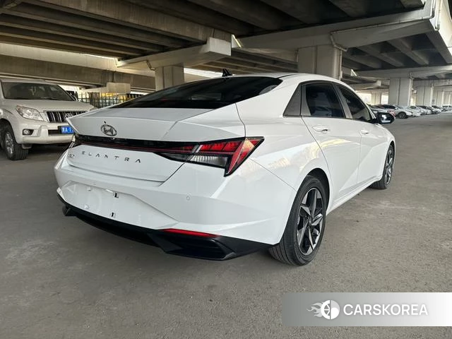 Hyundai Elantra id 4205745 из Китая 9