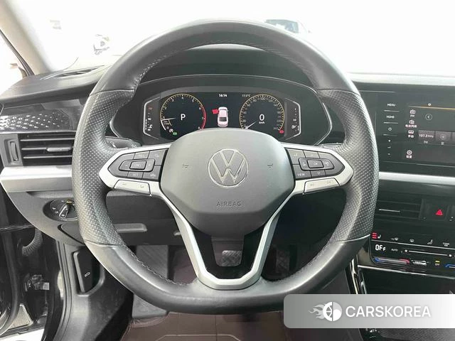 Volkswagen Passat id 4299447 из Китая 13
