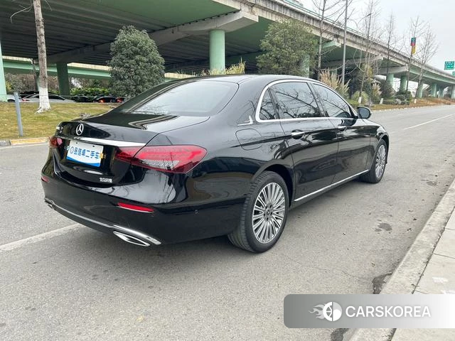 Mercedes-Benz E-class id 4264909 из Китая 13