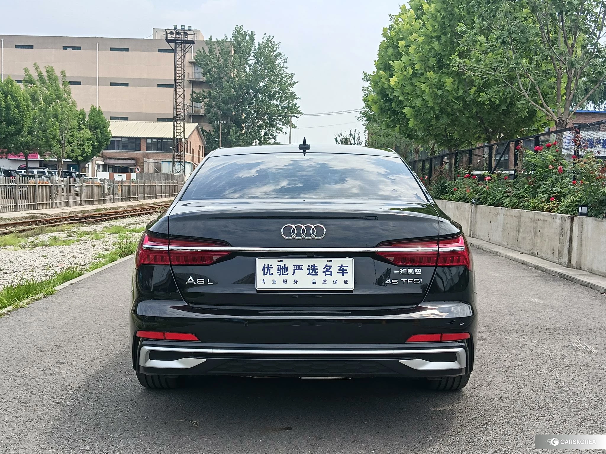 Audi A6L id 4492700 из Китая 22