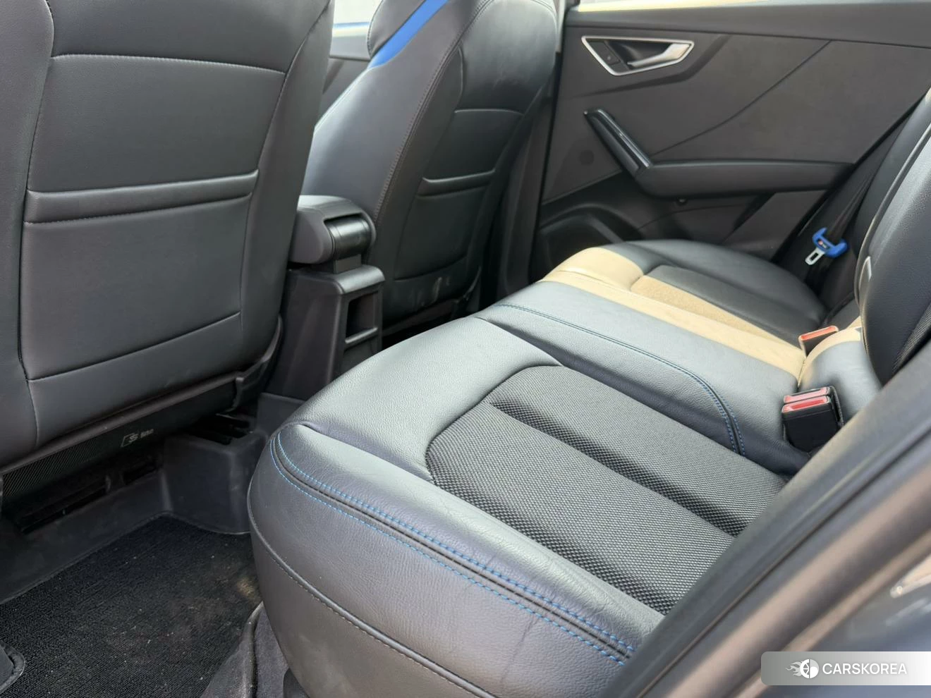 Audi Q2L id 4498554 из Китая 7