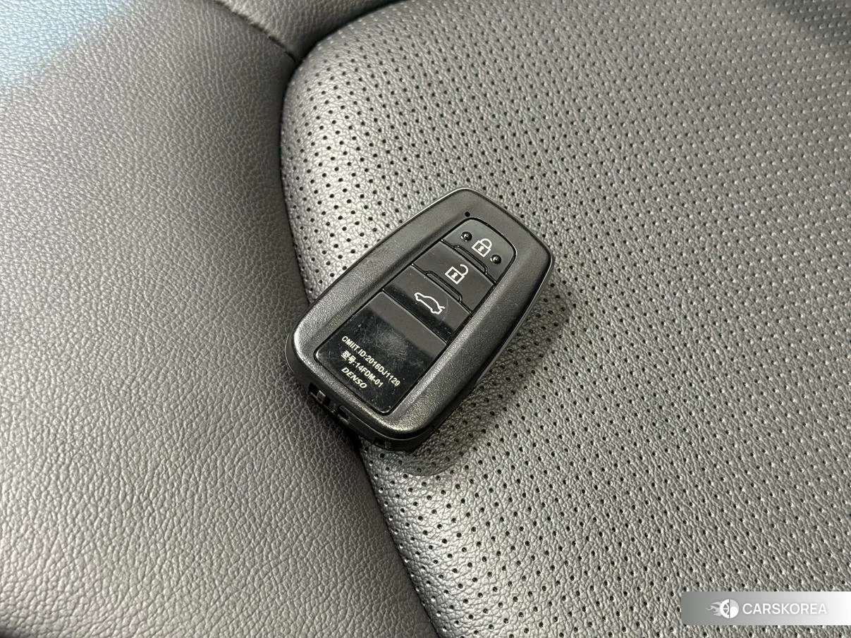 Toyota Camry id 4479546 из Китая 23