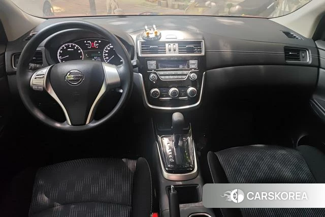 Nissan TIIDA id 4307276 из Китая 10