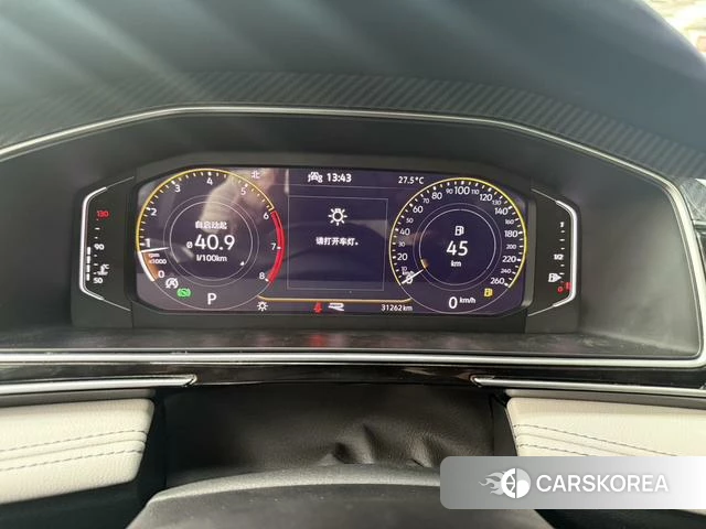 Volkswagen Tiguan L id 4256475 из Китая 11