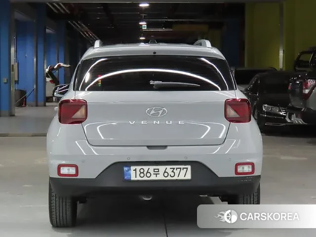 Hyundai Venue 2025 Белый из Кореи, фото 3