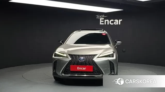 Lexus UX250h id 3468927 из Кореи 13