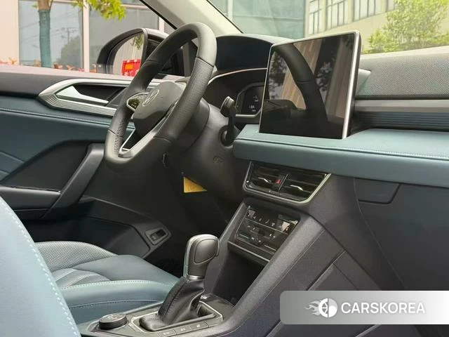 Volkswagen Tuyue 2025 Синий из Китая, фото 3