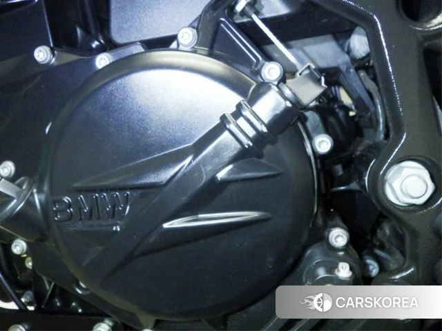 Engine photo