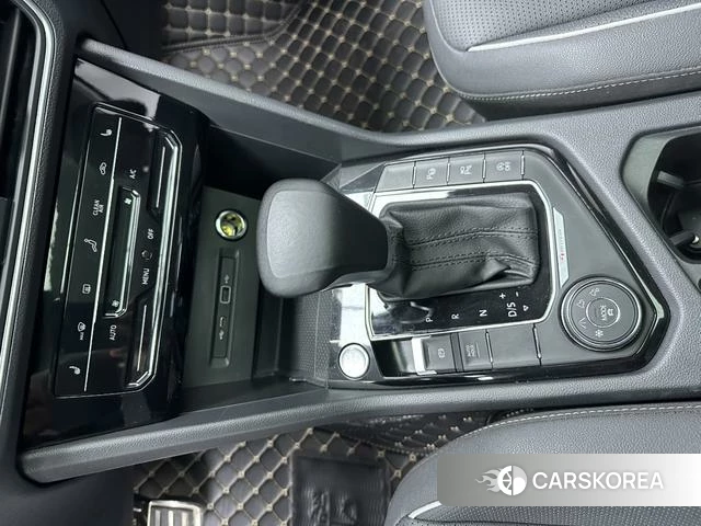 Volkswagen Tiguan L id 4277778 из Китая 15