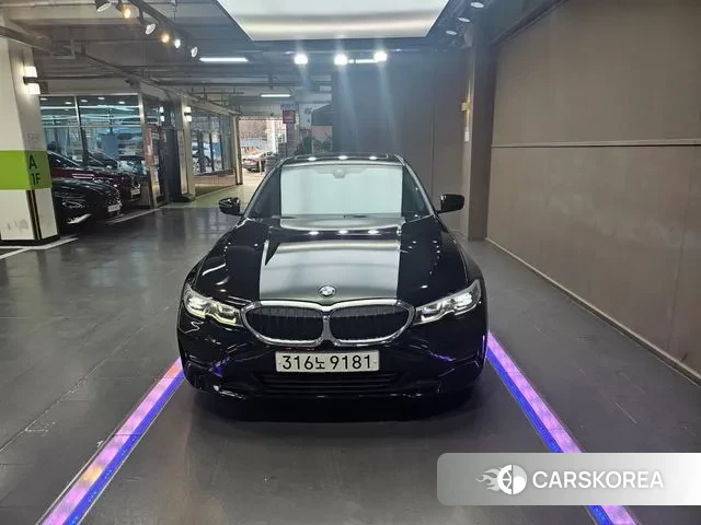 BMW 3 Series (G20) id 3772603 из Кореи 13