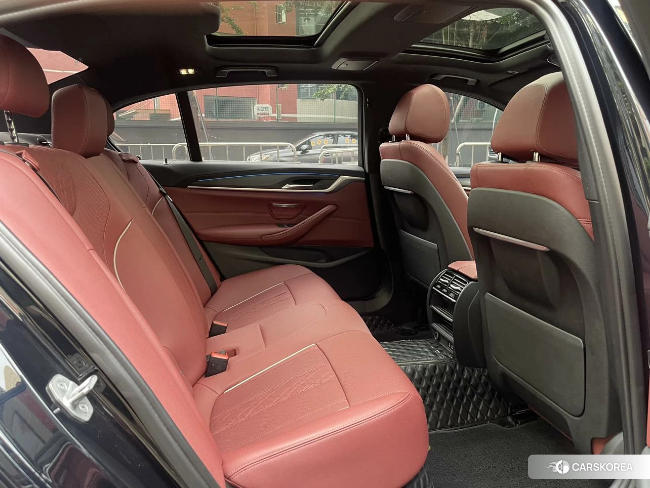 BMW 5 series PHEV id 4487539 из Китая 10