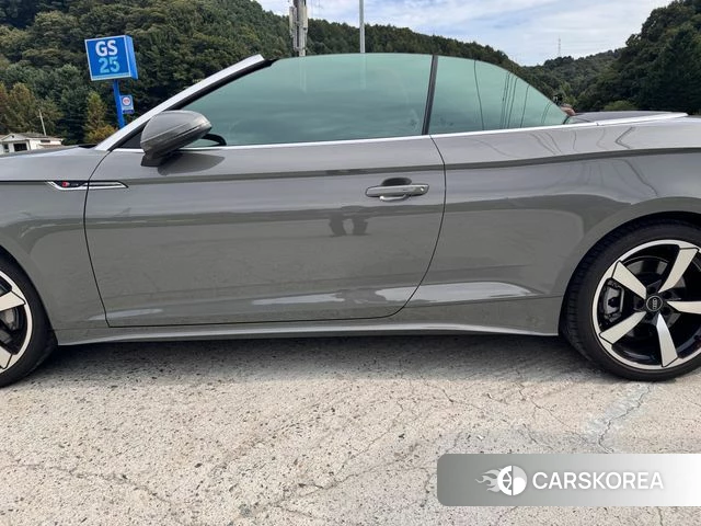 Audi A5 (F5) 2024 Серебристо-серый из Кореи, фото 3