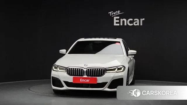 BMW 5 Series (G30) id 3317938 из Кореи 13