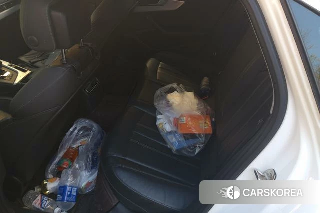 Audi A4L id 4263307 из Китая 10