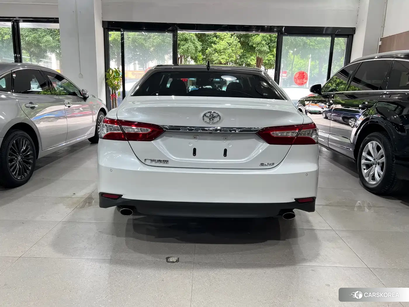 Toyota Camry 2022 Белый из Китая, фото 4