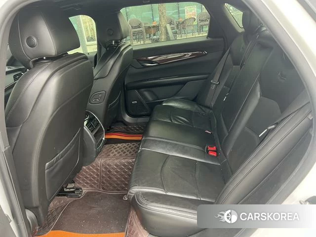 Cadillac CT6 2021 Белый из Китая, фото 3
