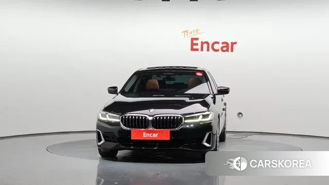 BMW 5 Series (G30) id 3003028 из Кореи 13