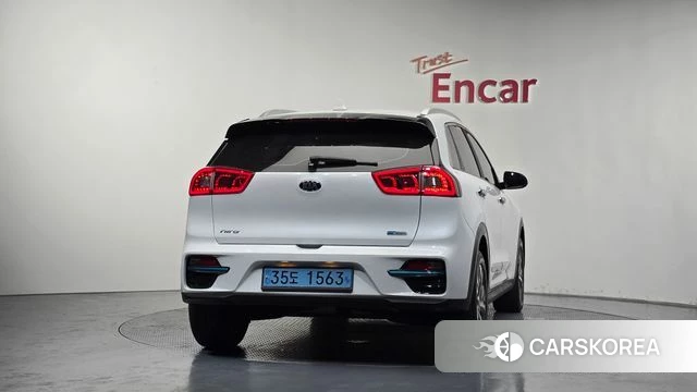 Kia Niro EV id 4501540 из Кореи 23