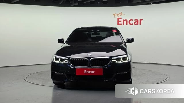 BMW 5 Series (G30) id 4339771 из Кореи 13